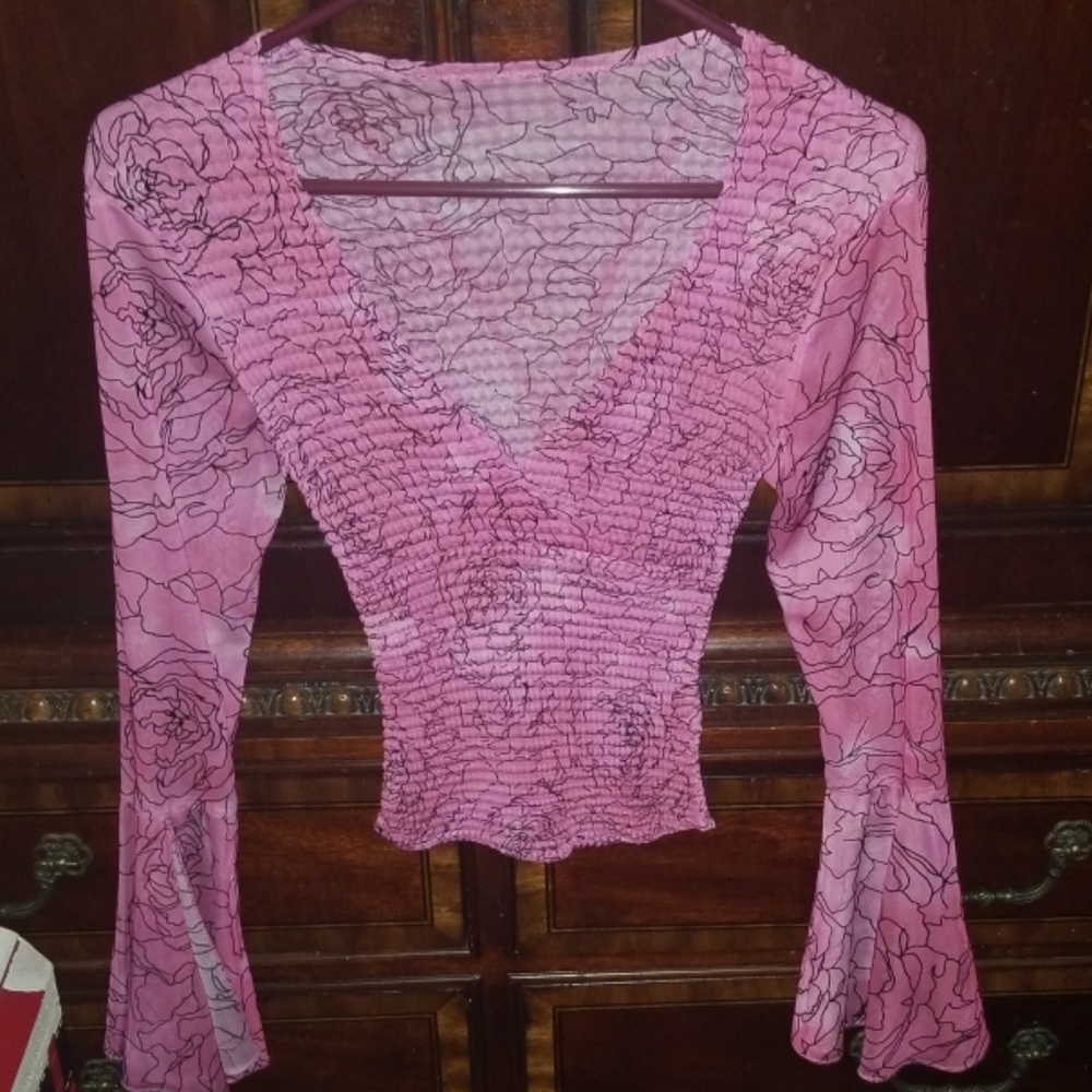 Crop Stretchy Top Blouse w Spilt Bell Sleeves